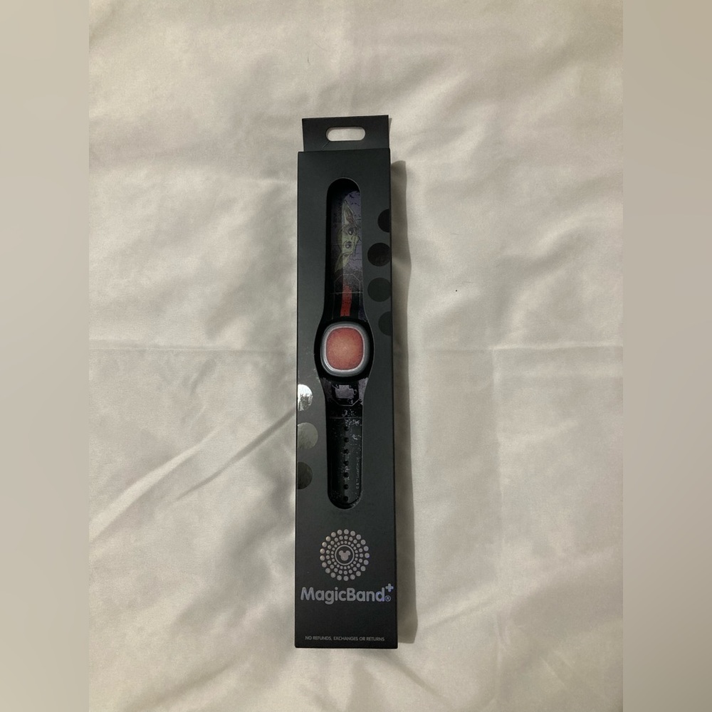 Disney Star Wars The Mandalorian Grogu Magic Band